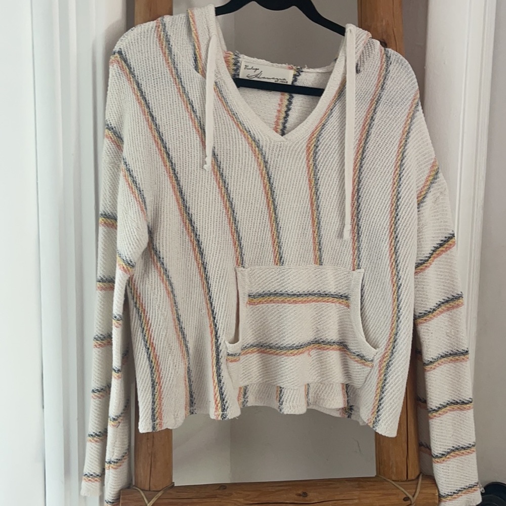Vintage Havana cropped lightweight hoodie.